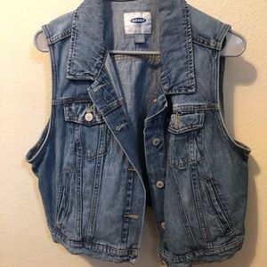 Crop sleeveless Jean Jacket